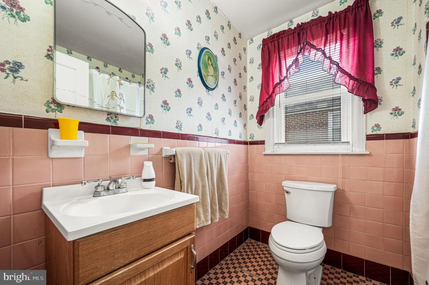 1805 Faunce Street photo 13