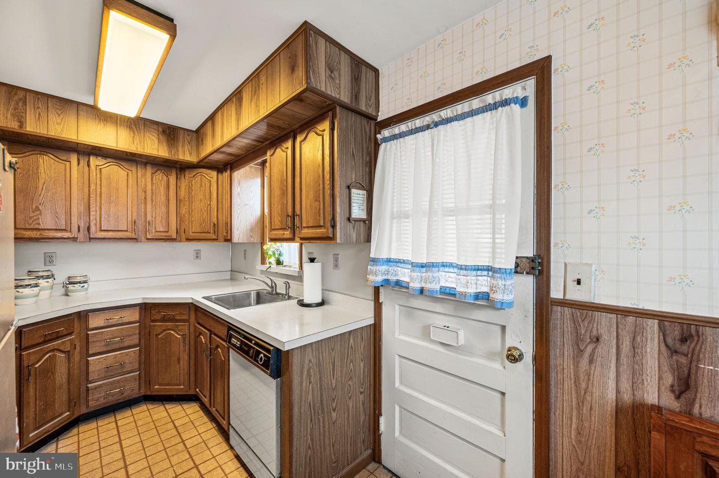 1805 Faunce Street photo 21