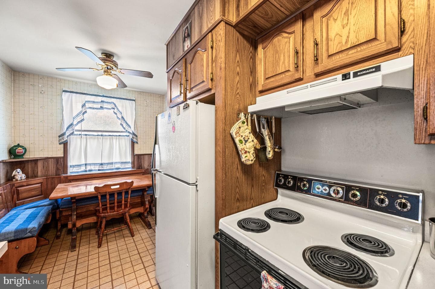 1805 Faunce Street photo 23