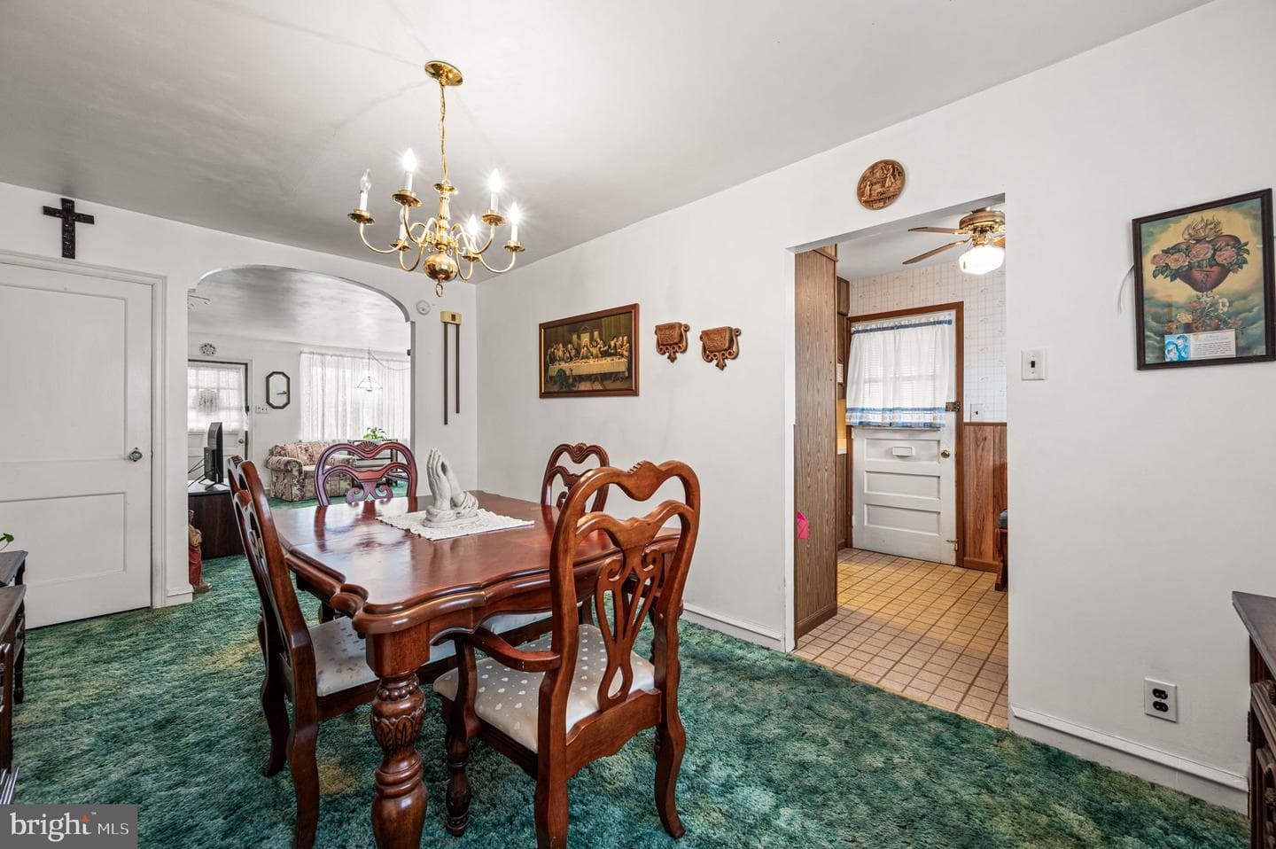 1805 Faunce Street photo 6