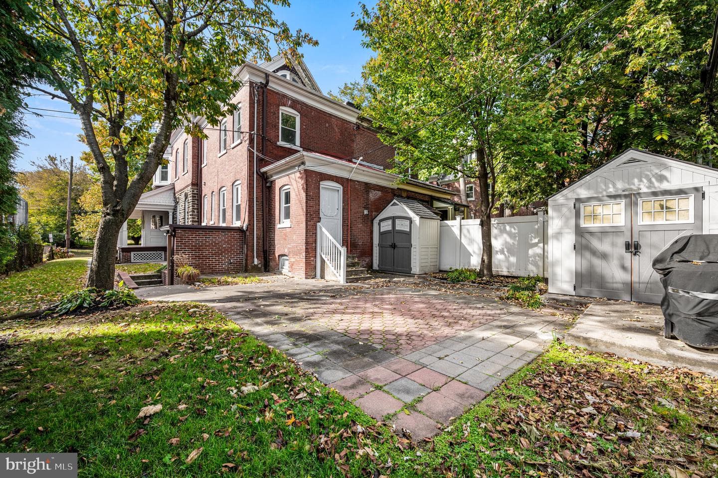 5113 Pulaski Avenue photo 32