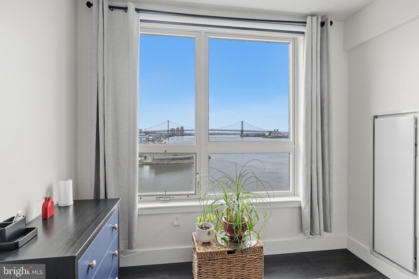 717 S Columbus Boulevard #707 photo 11