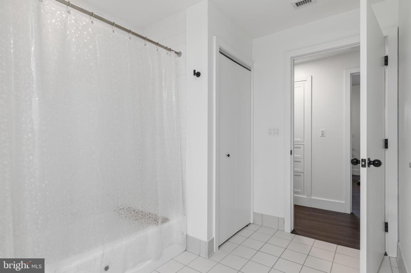 717 S Columbus Boulevard #707 photo 28