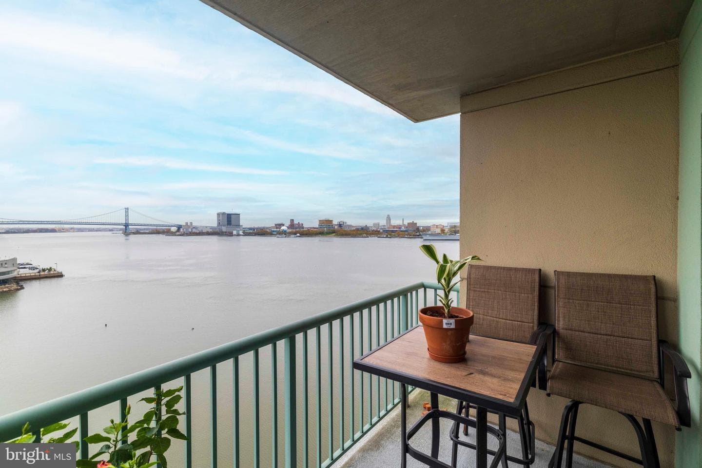 717 S Columbus Boulevard #707 photo 30