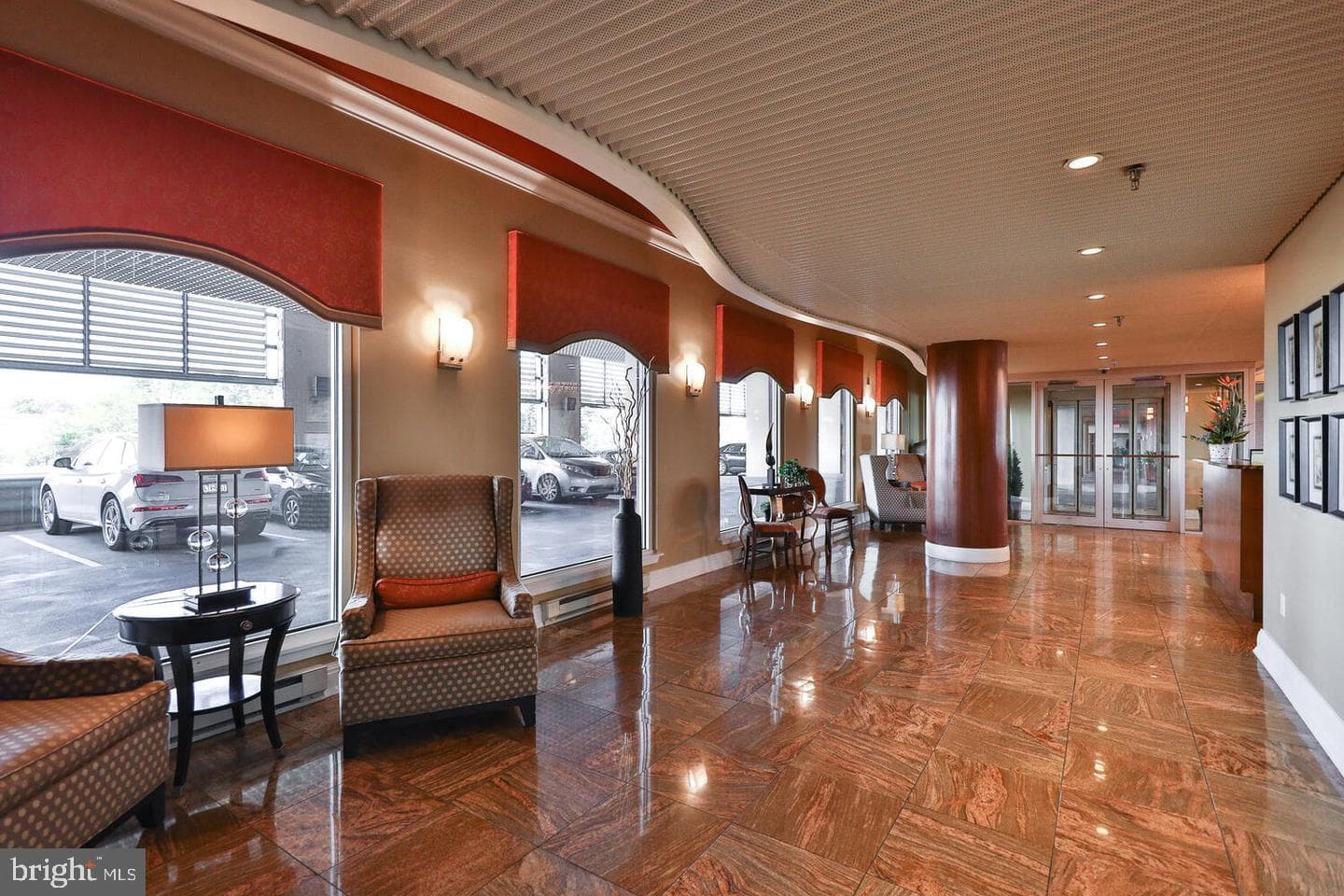 717 S Columbus Boulevard #707 photo 46