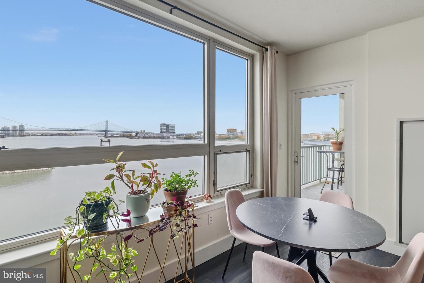 717 S Columbus Boulevard #707 photo 5