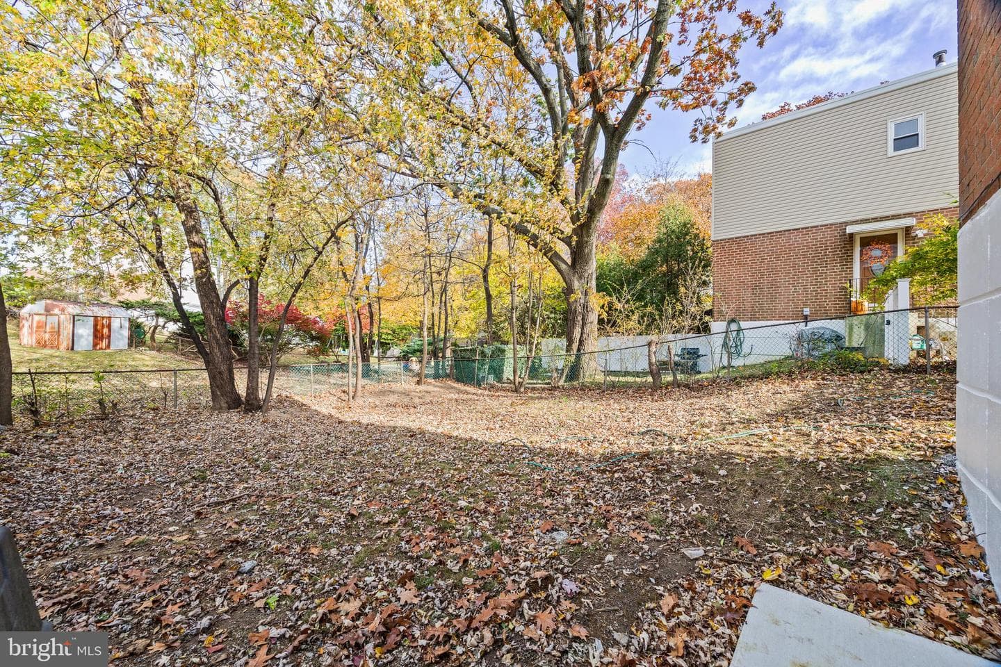 859 Selmer Road photo 42
