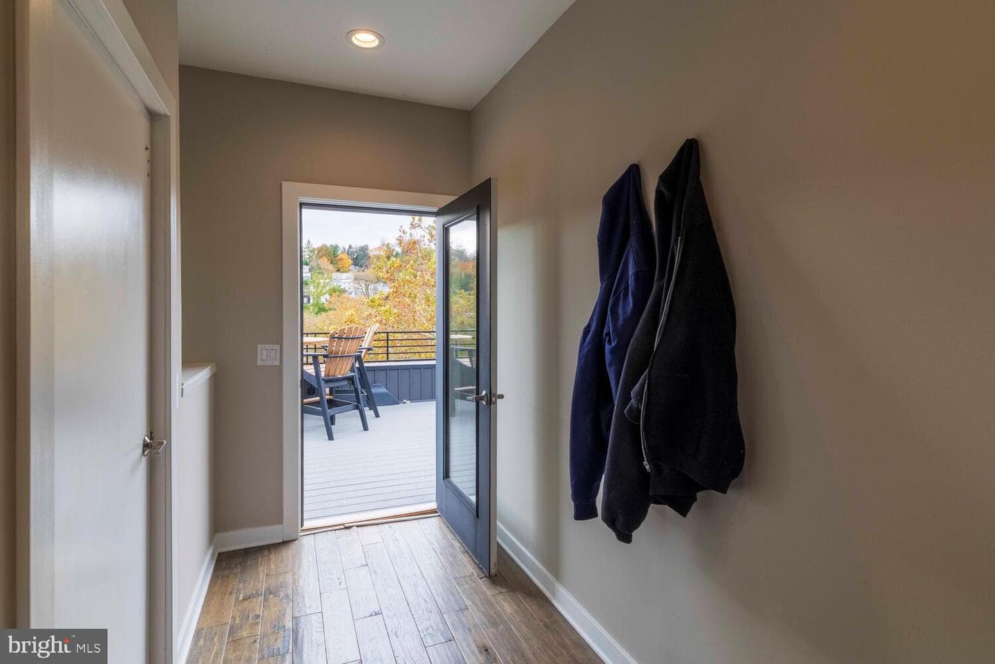 4586 Riverside Way photo 34