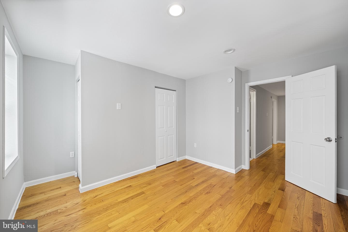 618 Mcclellan Street photo 23