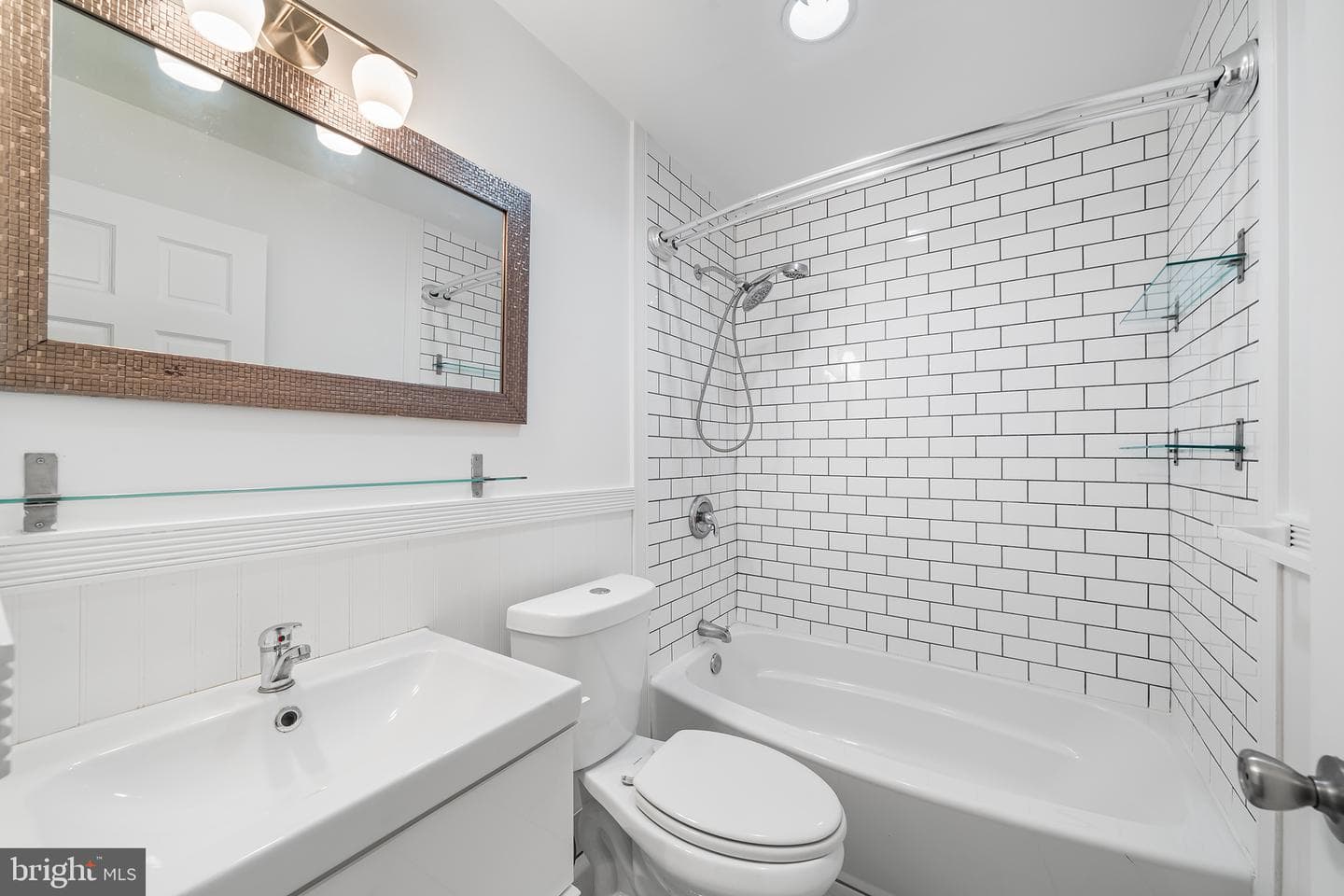 618 Mcclellan Street photo 36