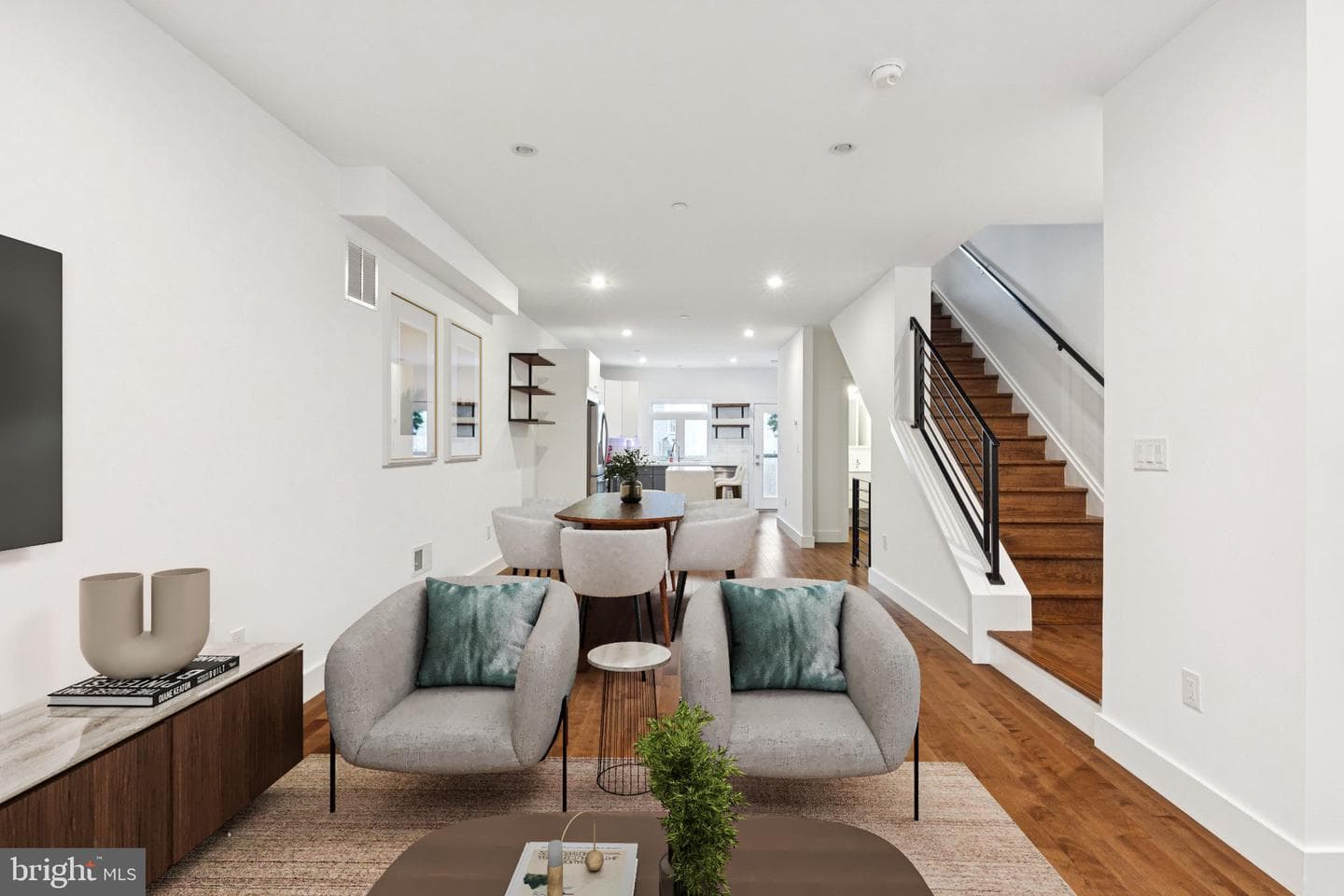834 N Orkney Street photo 10