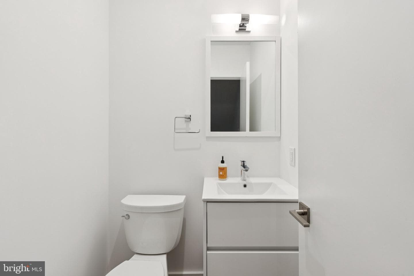 834 N Orkney Street photo 16