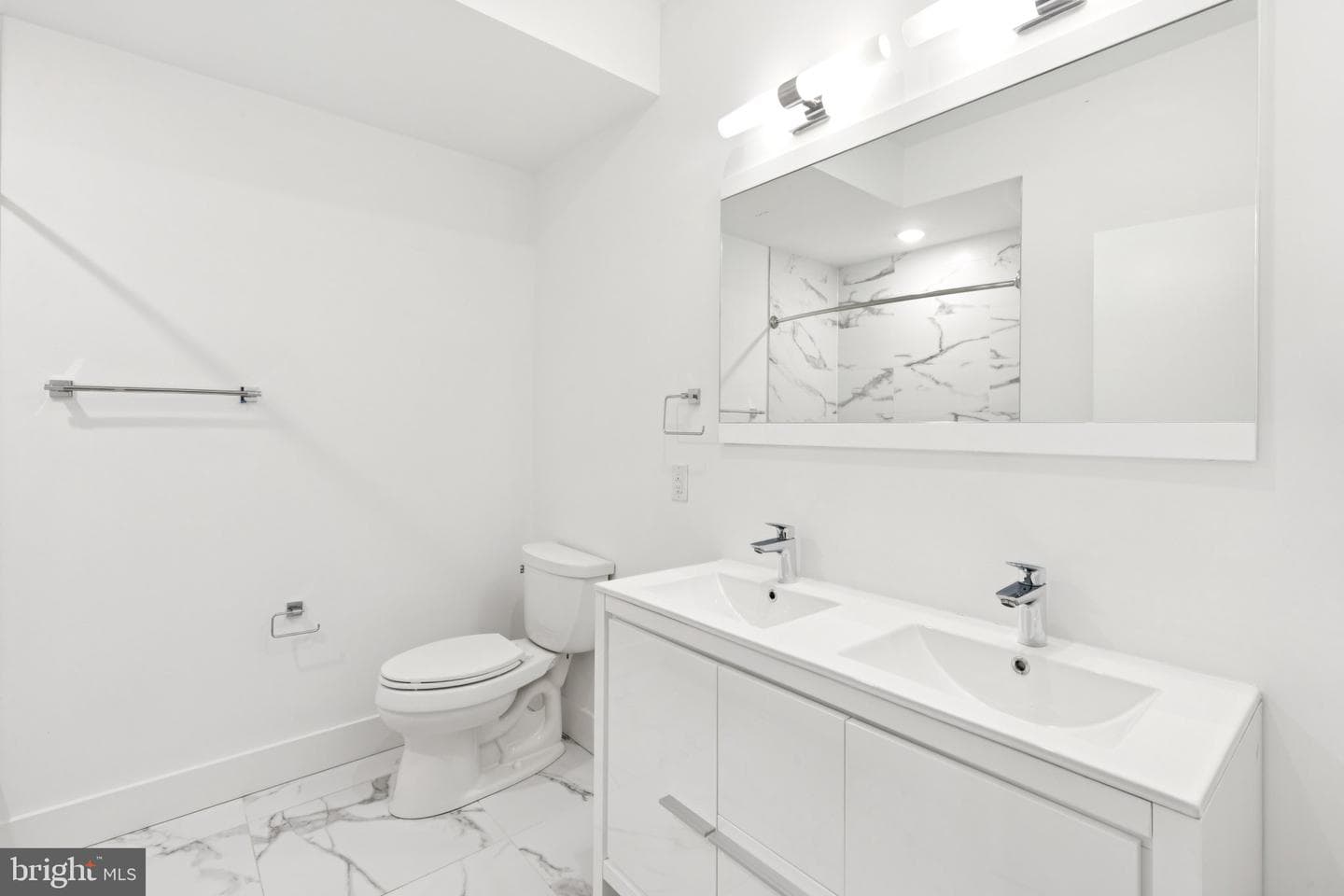 834 N Orkney Street photo 28