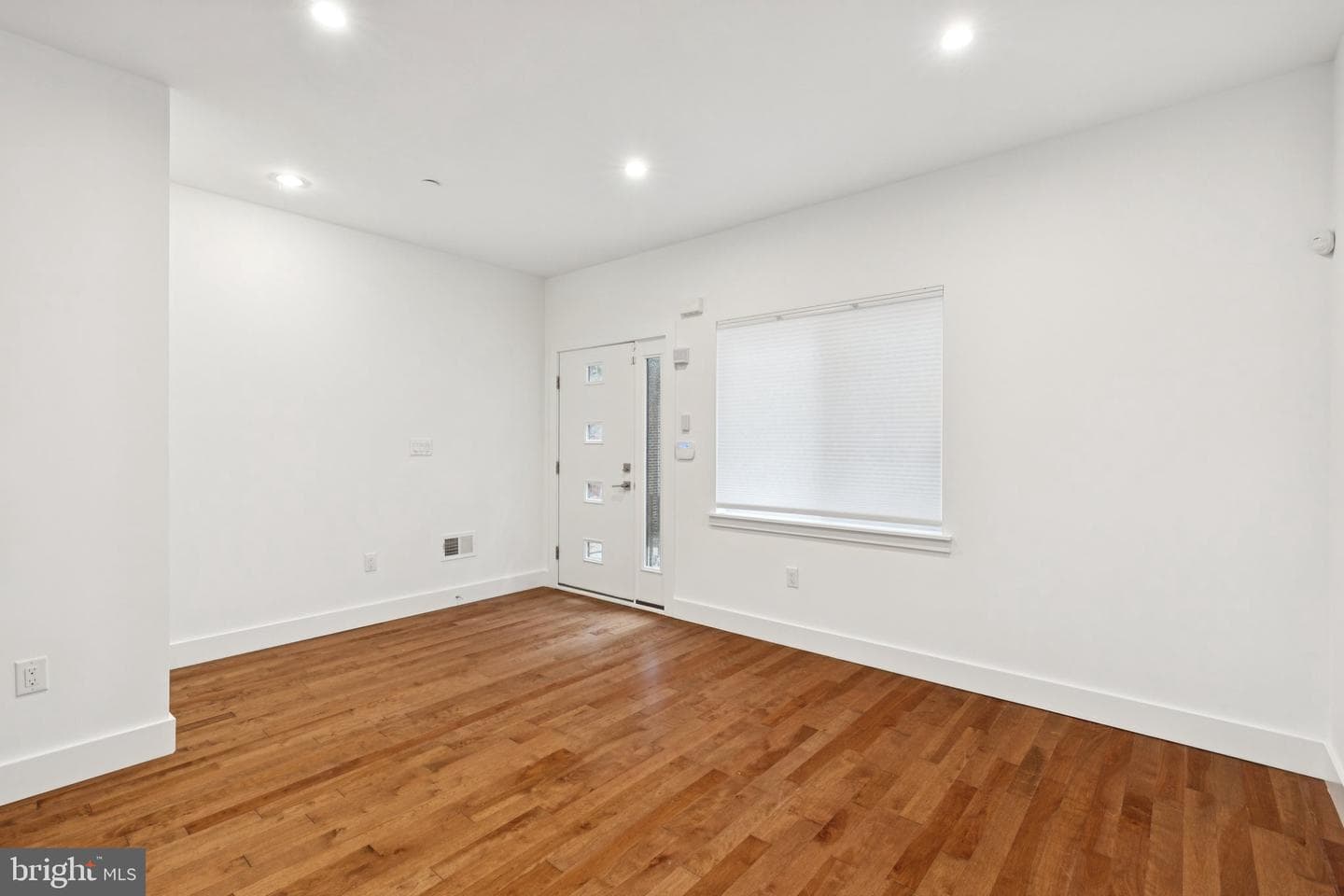 834 N Orkney Street photo 4