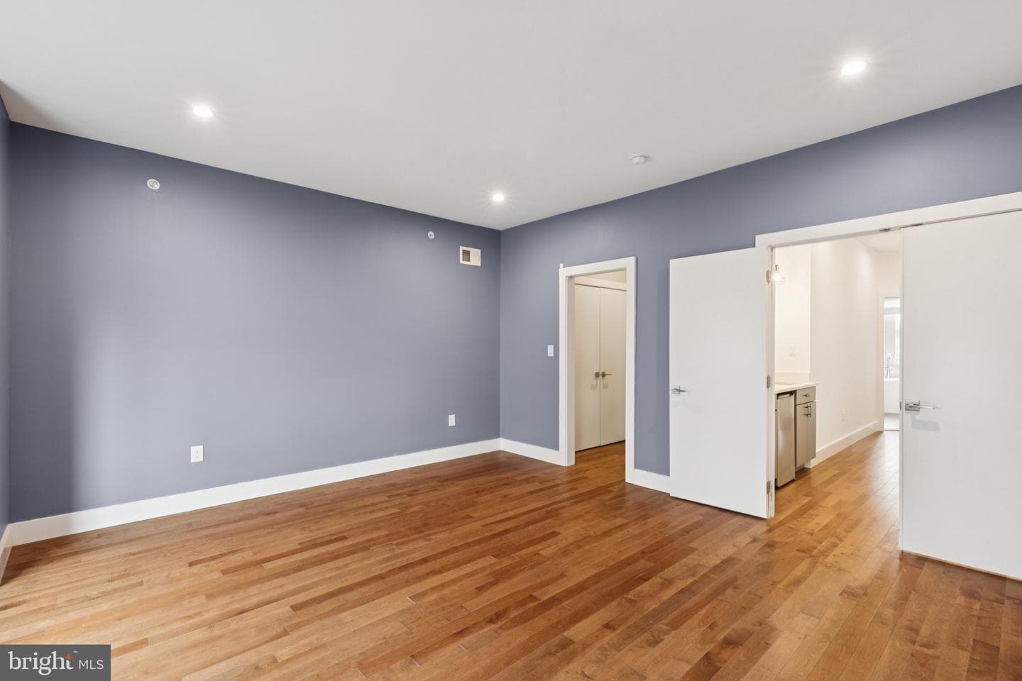 834 N Orkney Street photo 45
