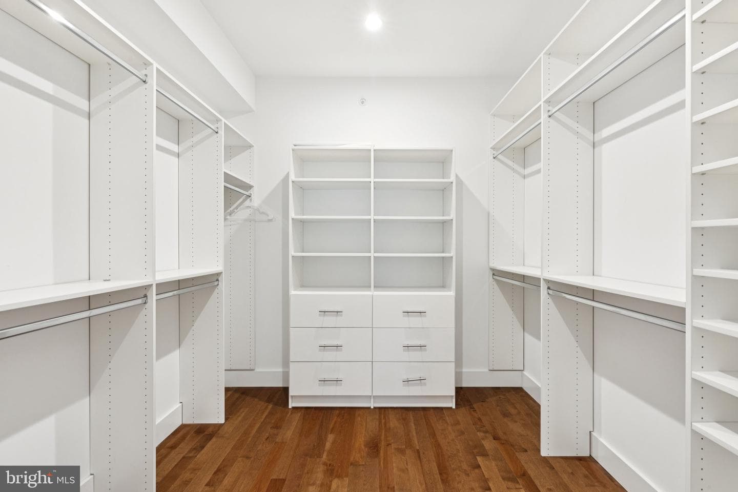 834 N Orkney Street photo 47