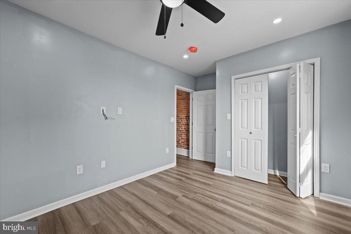 121 S Alden Street photo 18