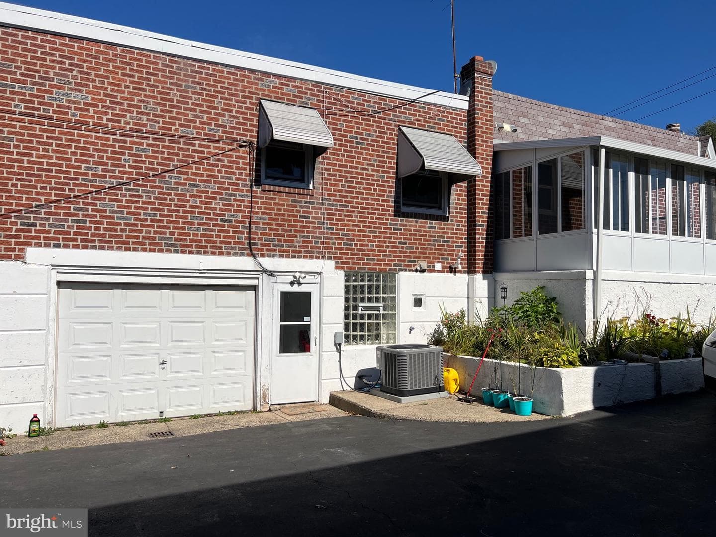 1912 Tomlinson Road photo 3