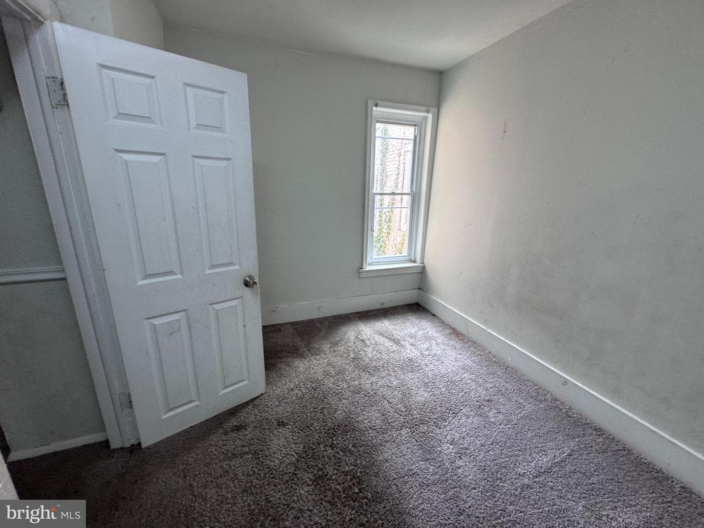 147 N Wanamaker Street photo 11