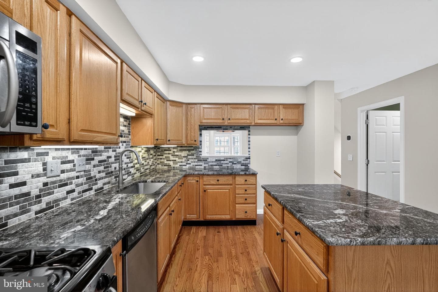 100 Parker Avenue #38 photo 16