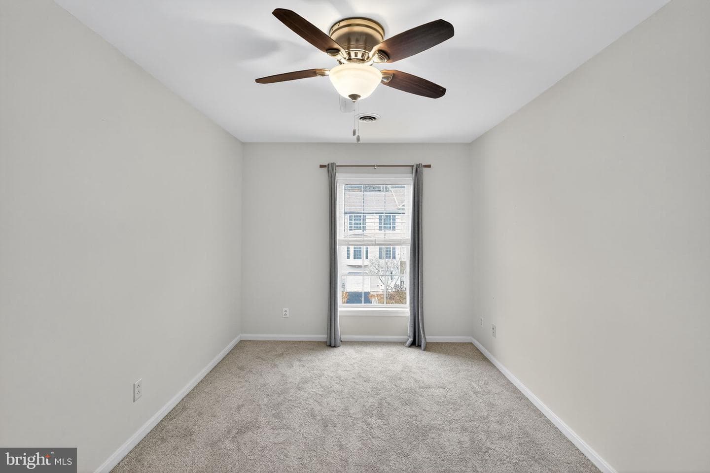 100 Parker Avenue #38 photo 34