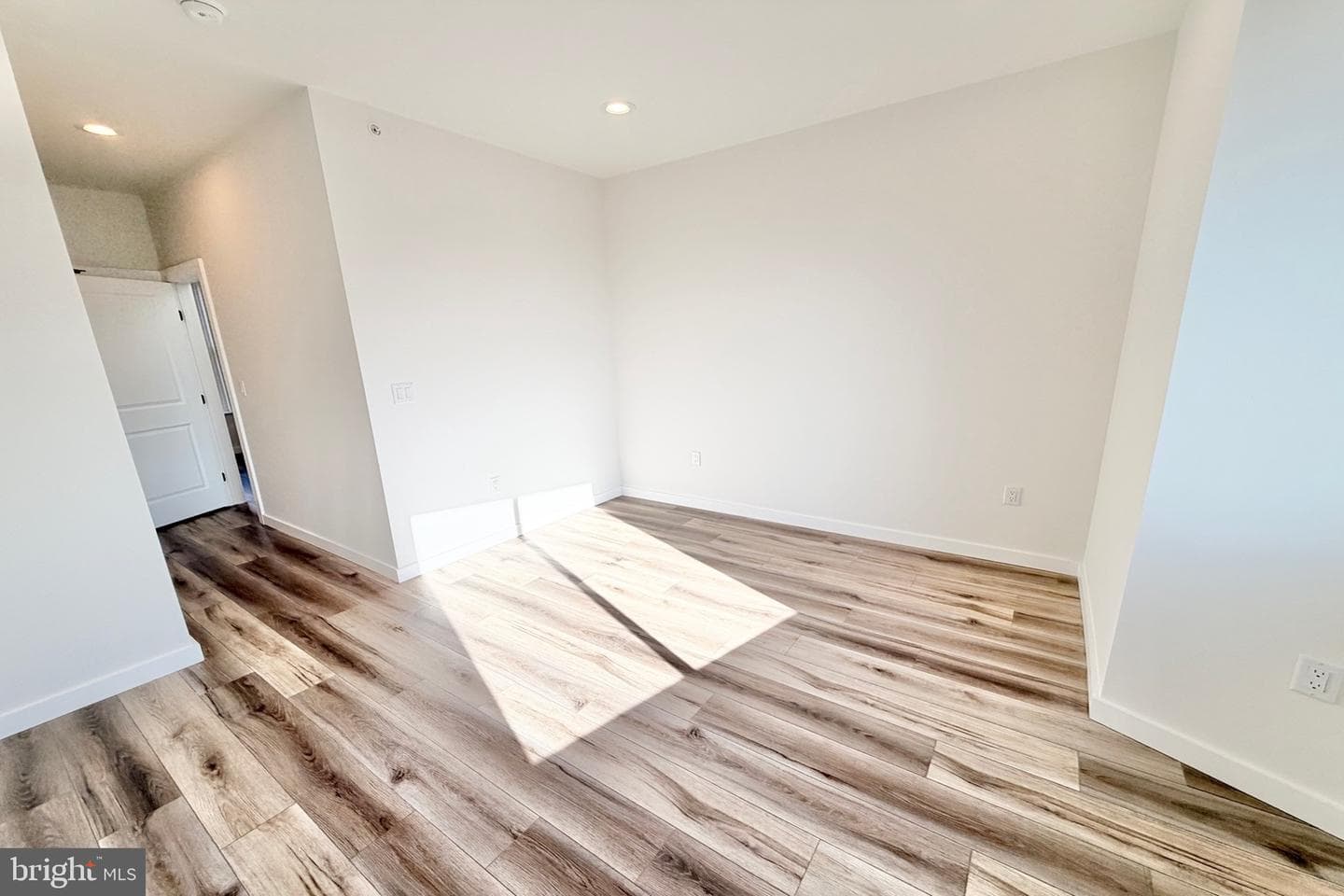 3221 Latona Street photo 14