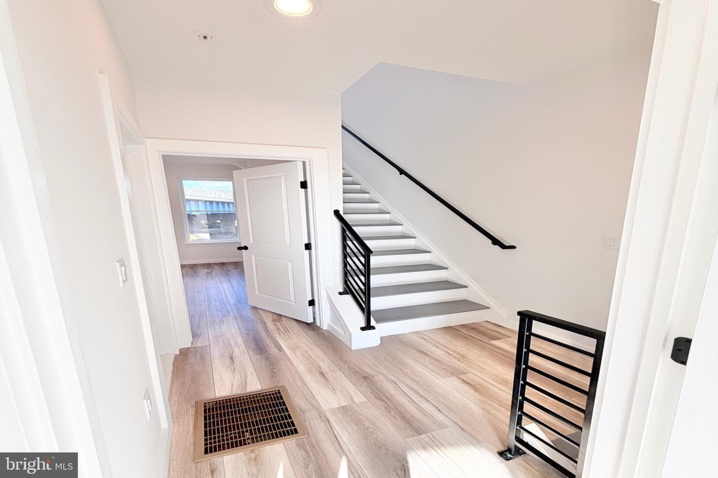 3221 Latona Street photo 6