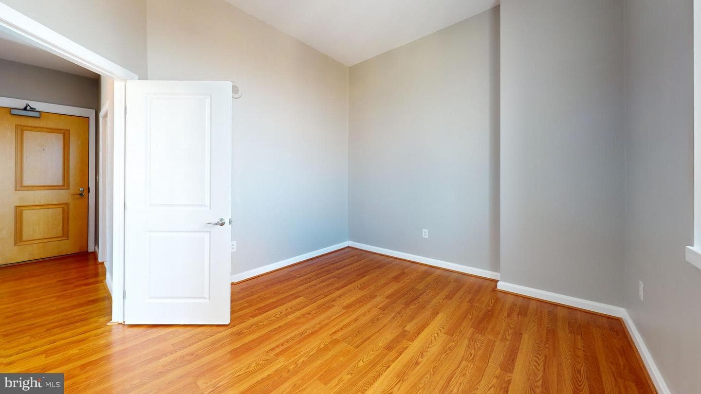 901 N Penn Street #r2404 photo 22