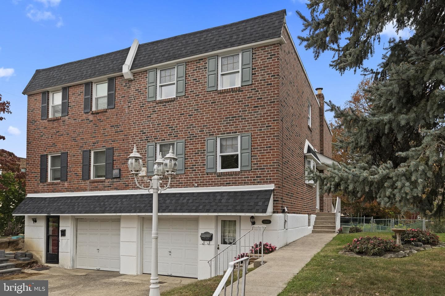11902 Barlow Street photo 2