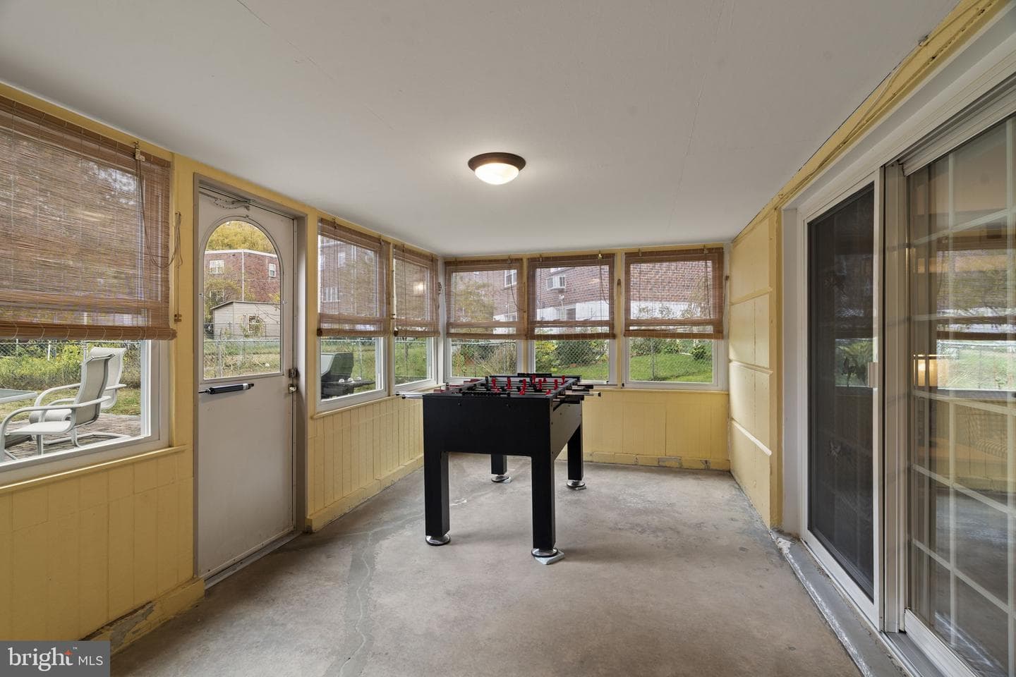 11902 Barlow Street photo 32