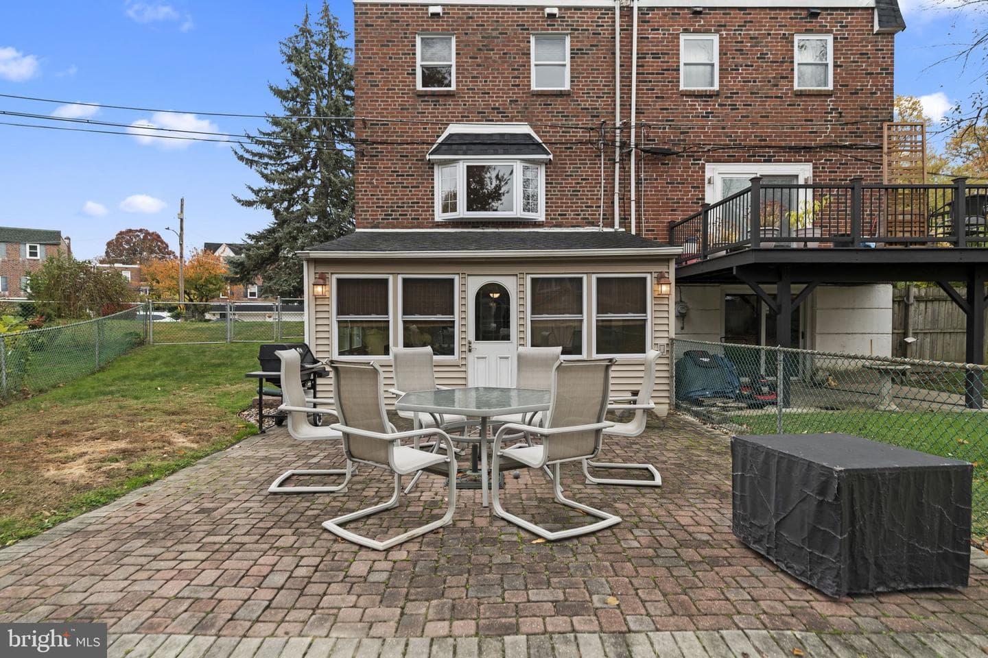 11902 Barlow Street photo 34