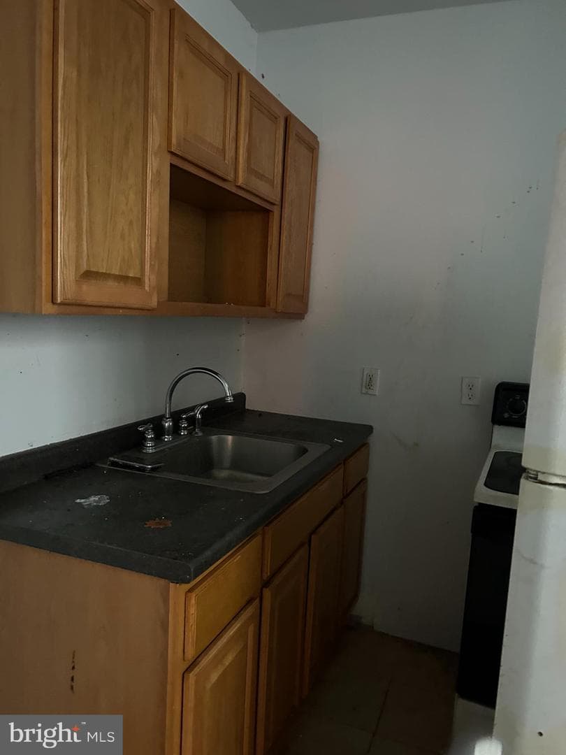 1829 E Clementine Street photo 7
