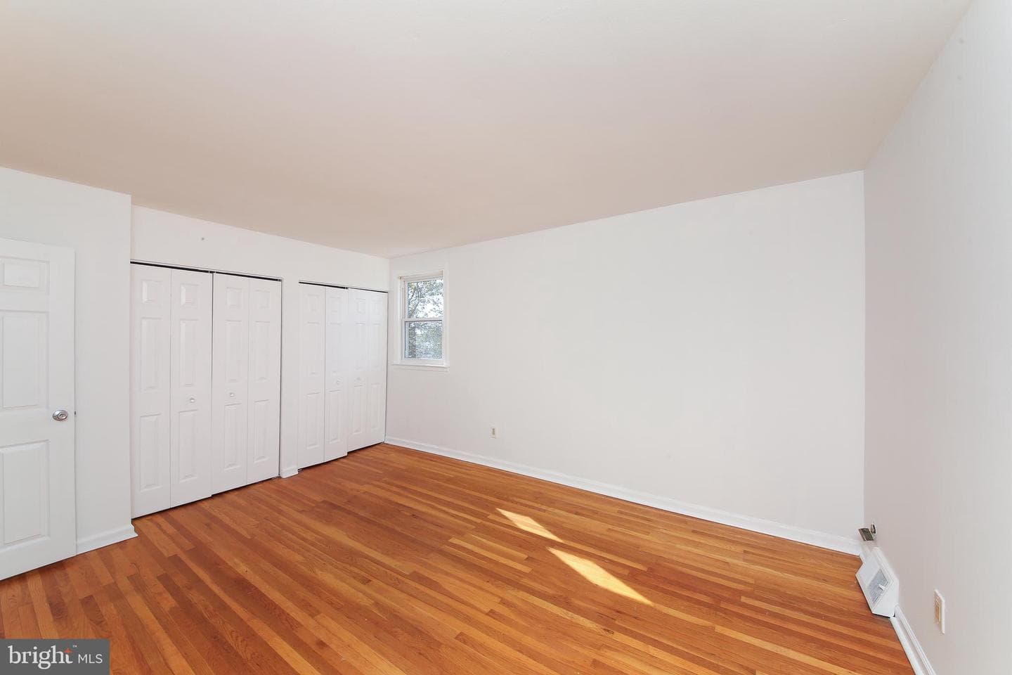 728 Kentwood Street photo 11
