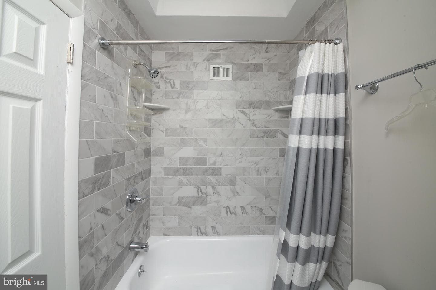 728 Kentwood Street photo 15