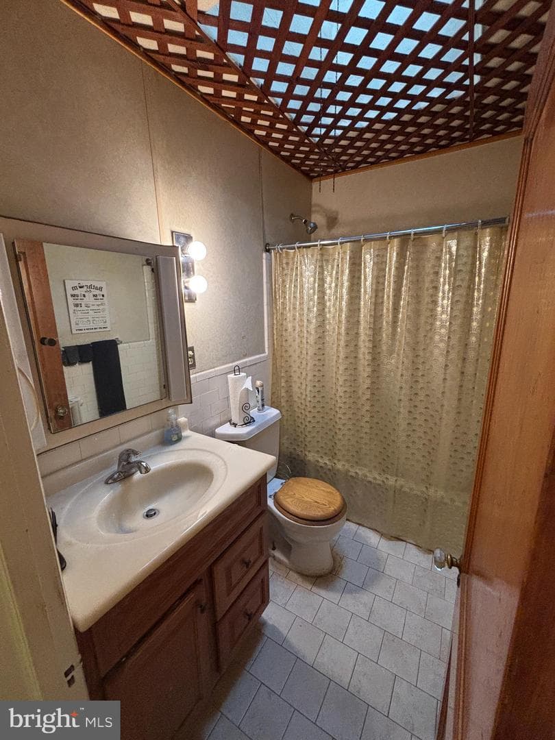 120 E Tulpehocken Street photo 11