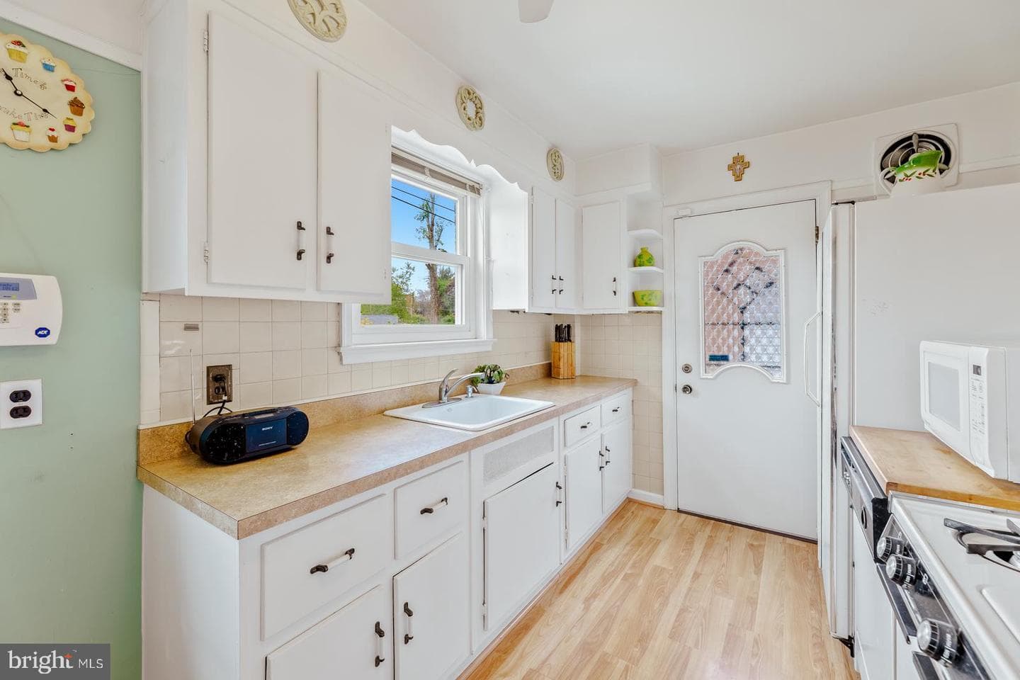 2818 Sandyford Avenue photo 7
