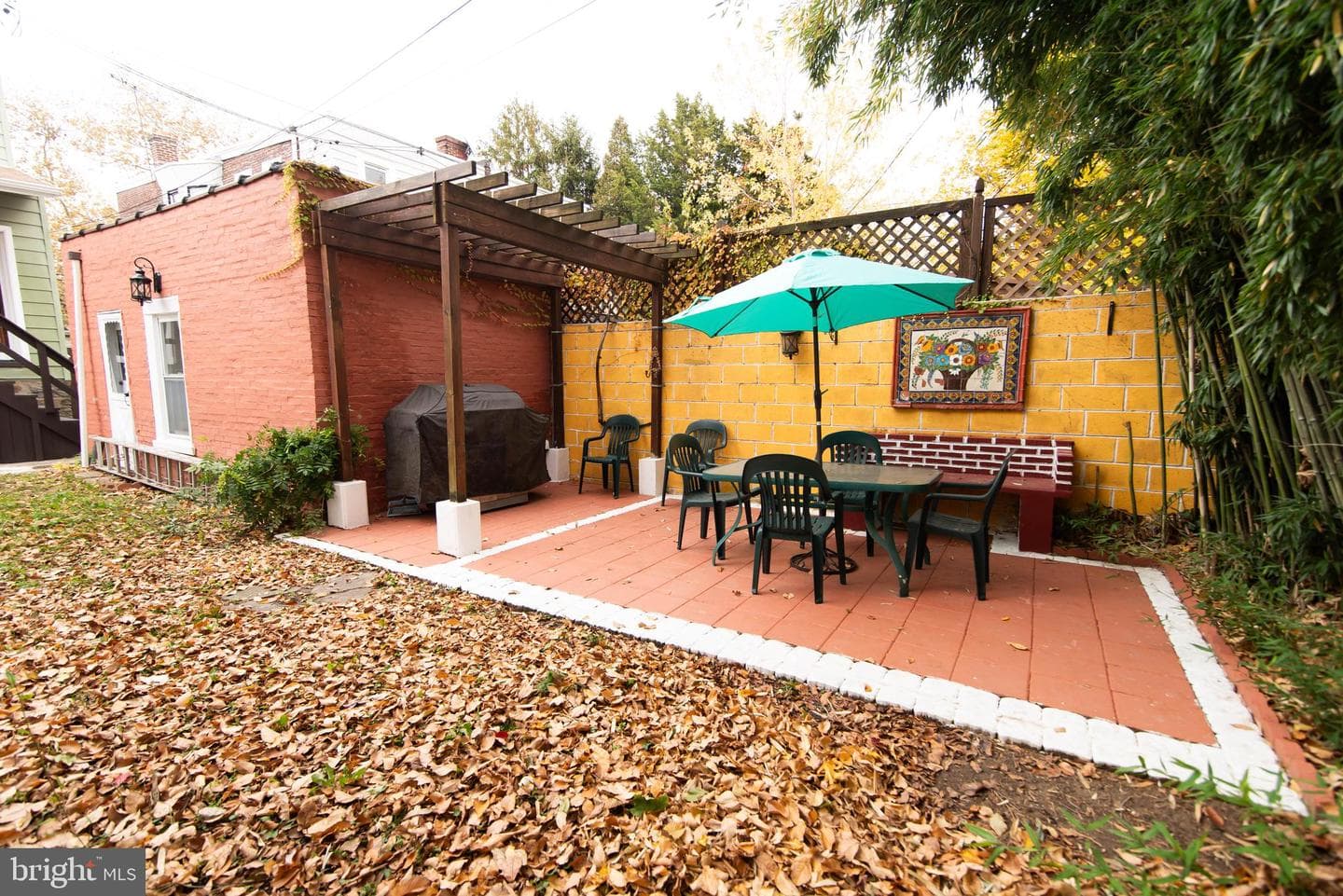 640 Levick Street photo 24