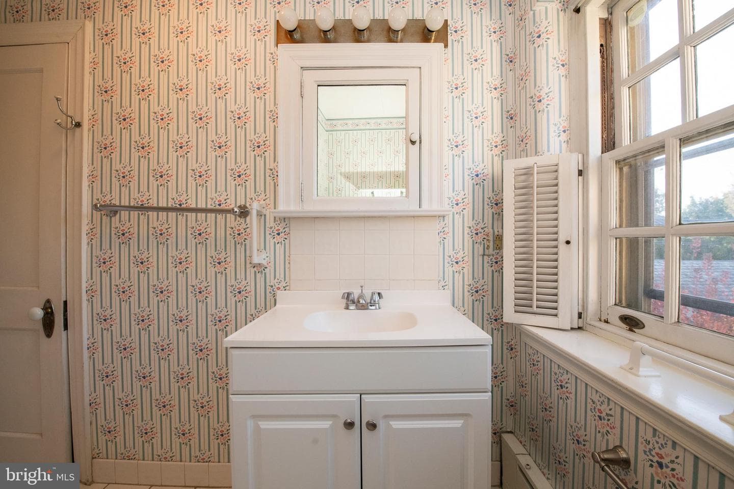 3122 W Penn Street photo 45