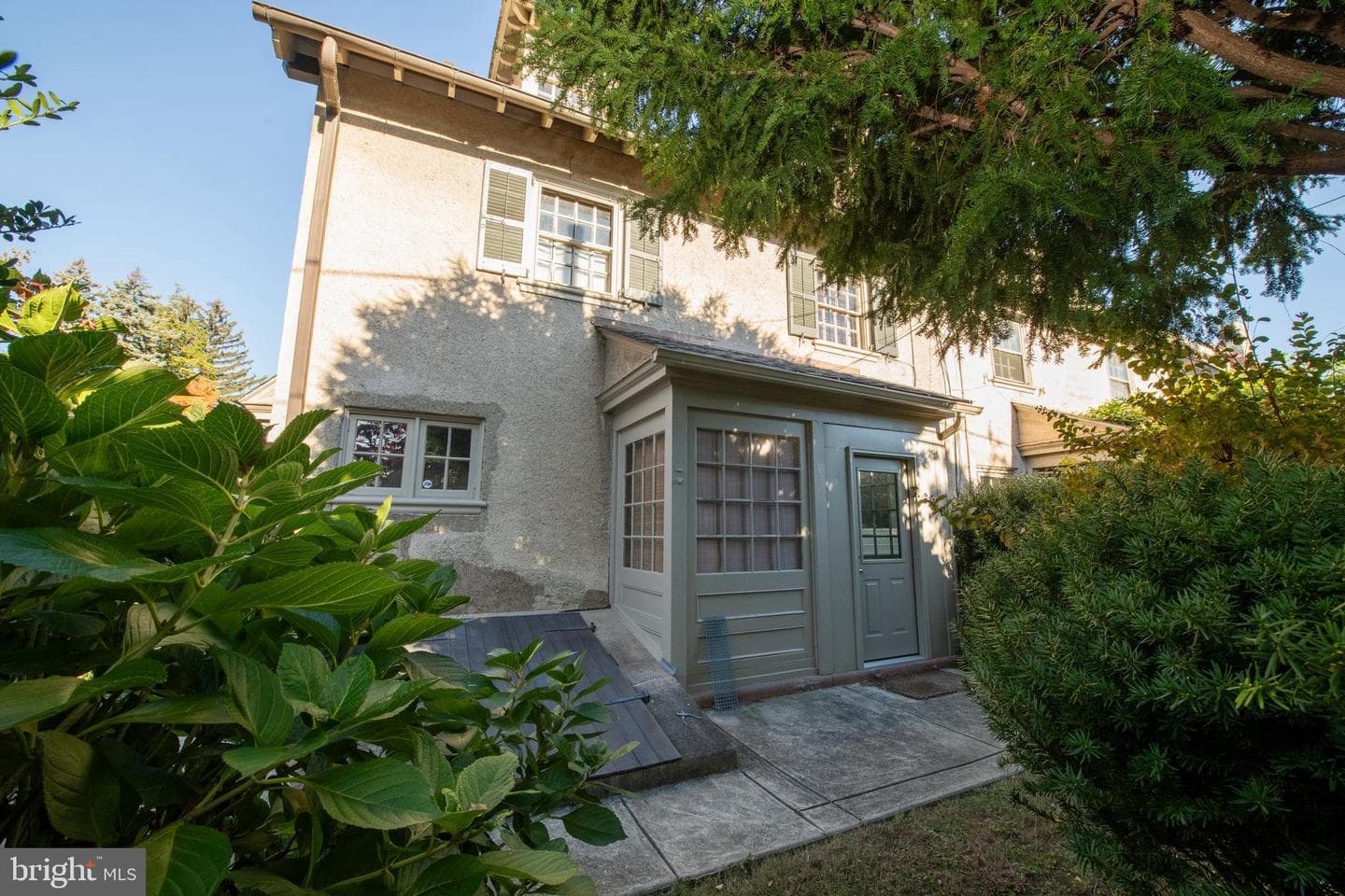 3122 W Penn Street photo 8