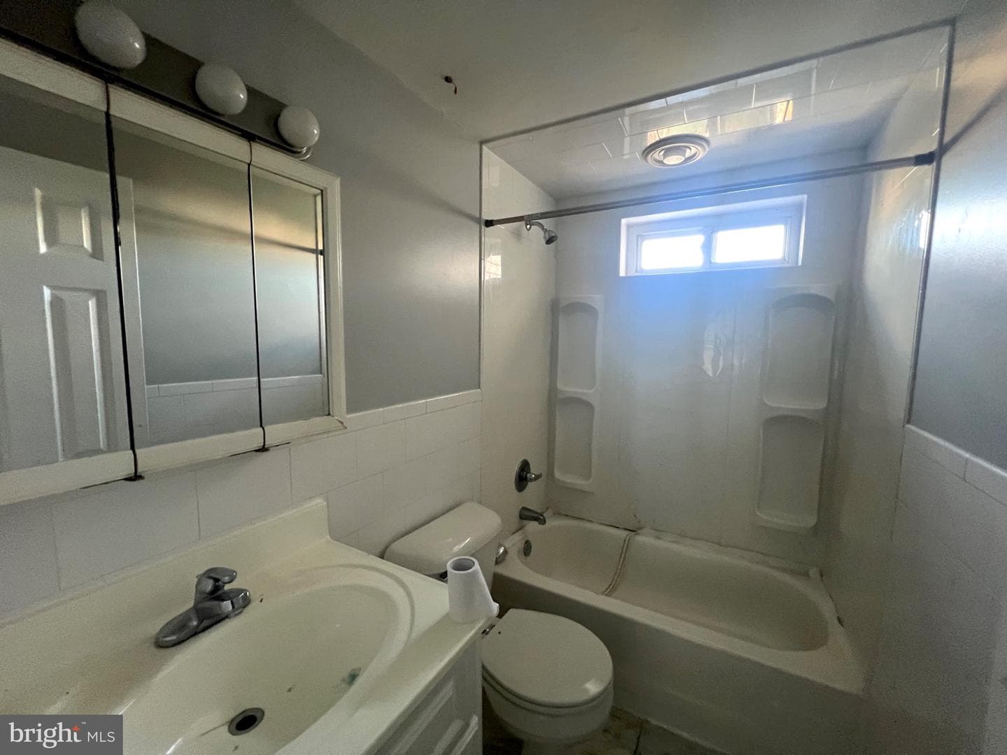 2205 Belgrade Street photo 14