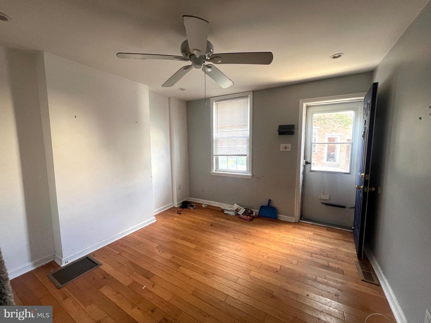 2205 Belgrade Street photo 4