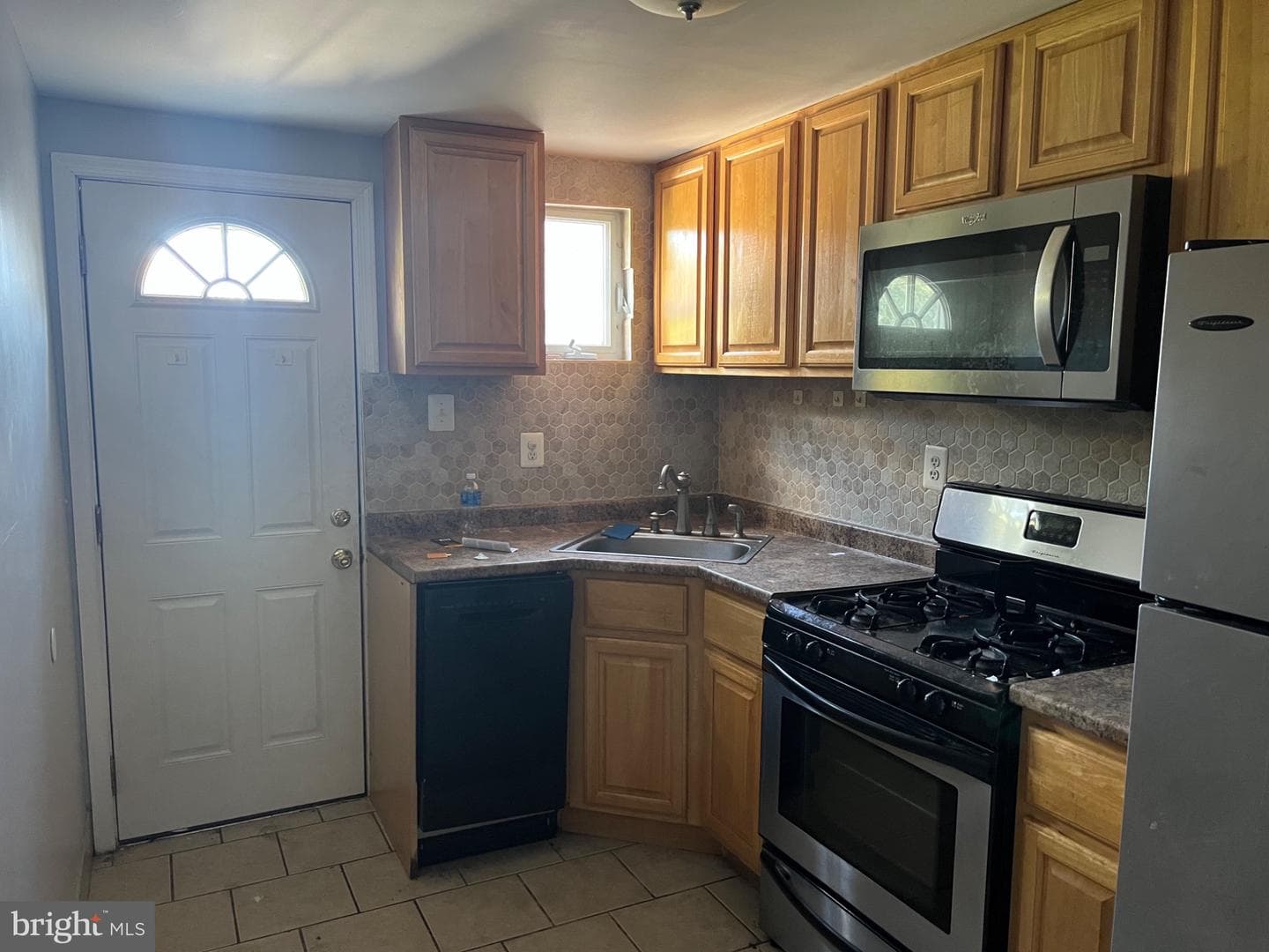 2205 Belgrade Street photo 7