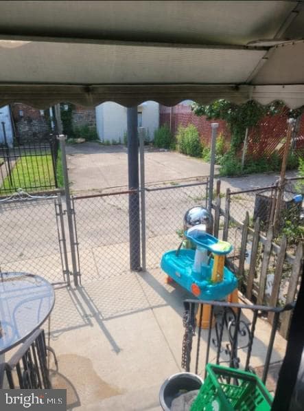 924 N 66th Street photo 3