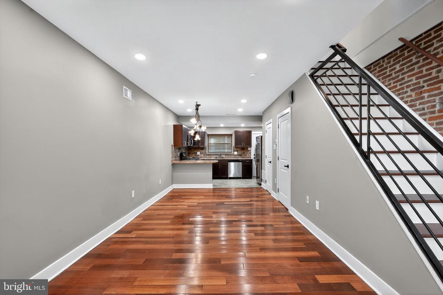 1730 S Orianna Street photo 12