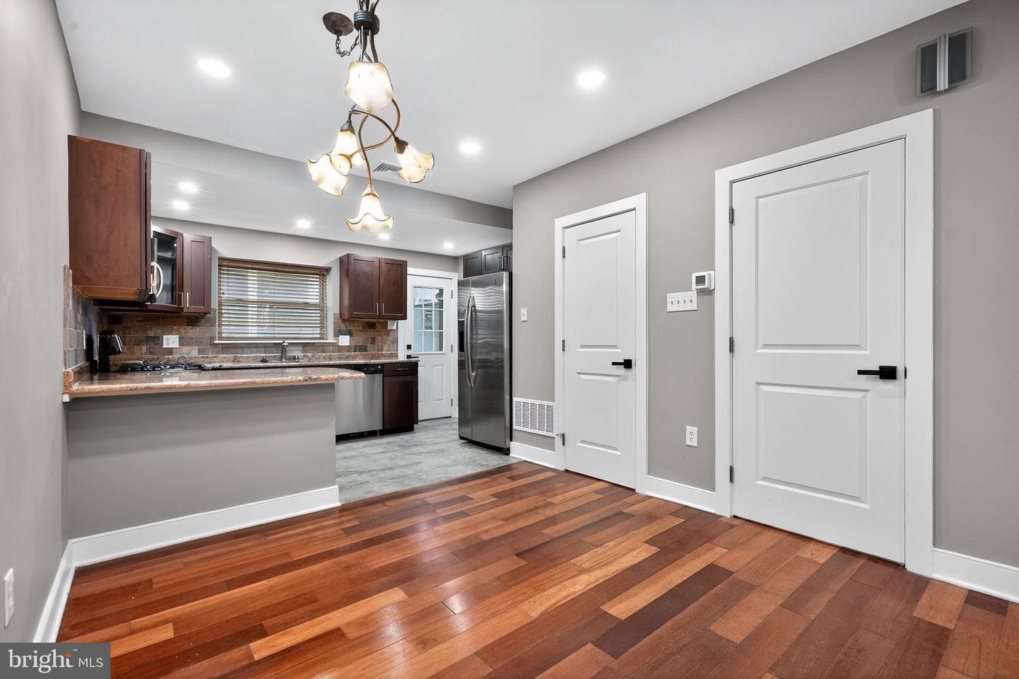 1730 S Orianna Street photo 16