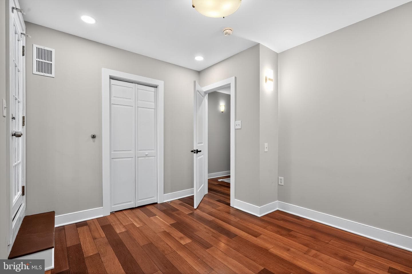 1730 S Orianna Street photo 19