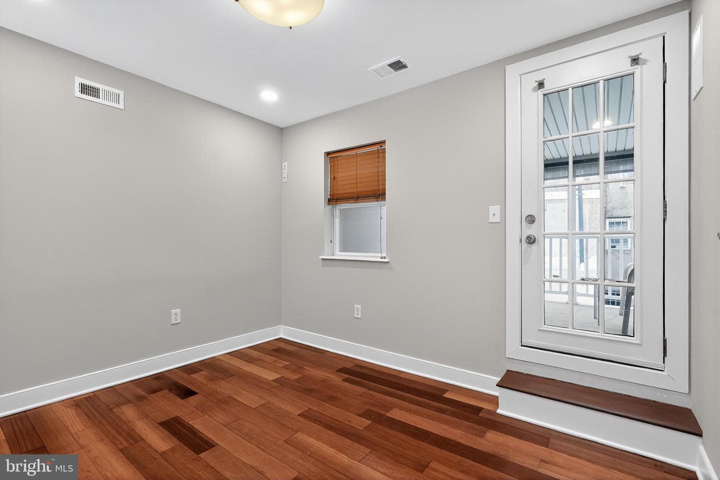 1730 S Orianna Street photo 7