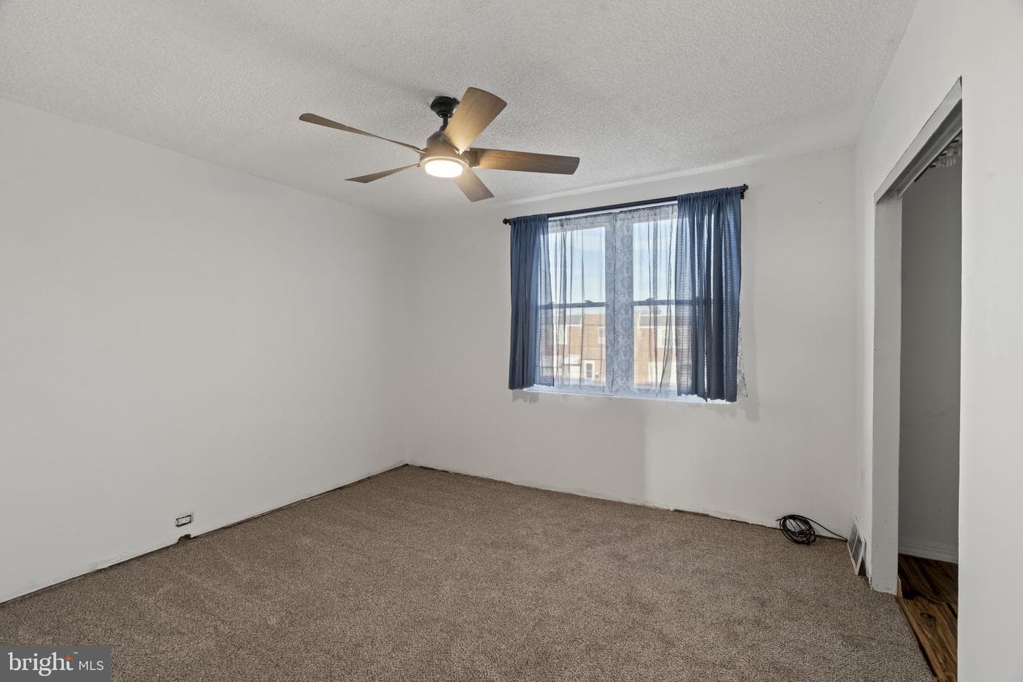 3348 Ashville Street photo 16