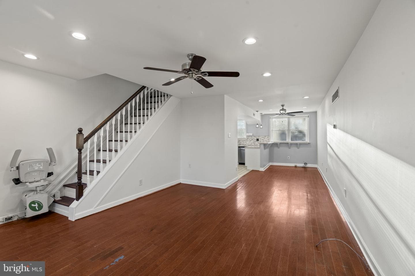 3348 Ashville Street photo 3