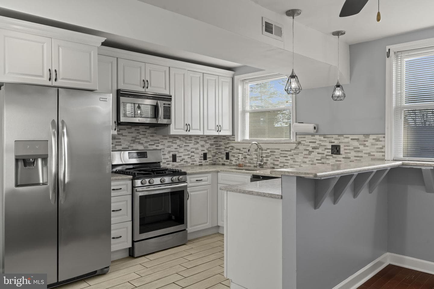 3348 Ashville Street photo 7